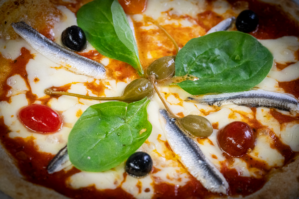 Pazza Notte Restaurant La Rochelle Pizza 14